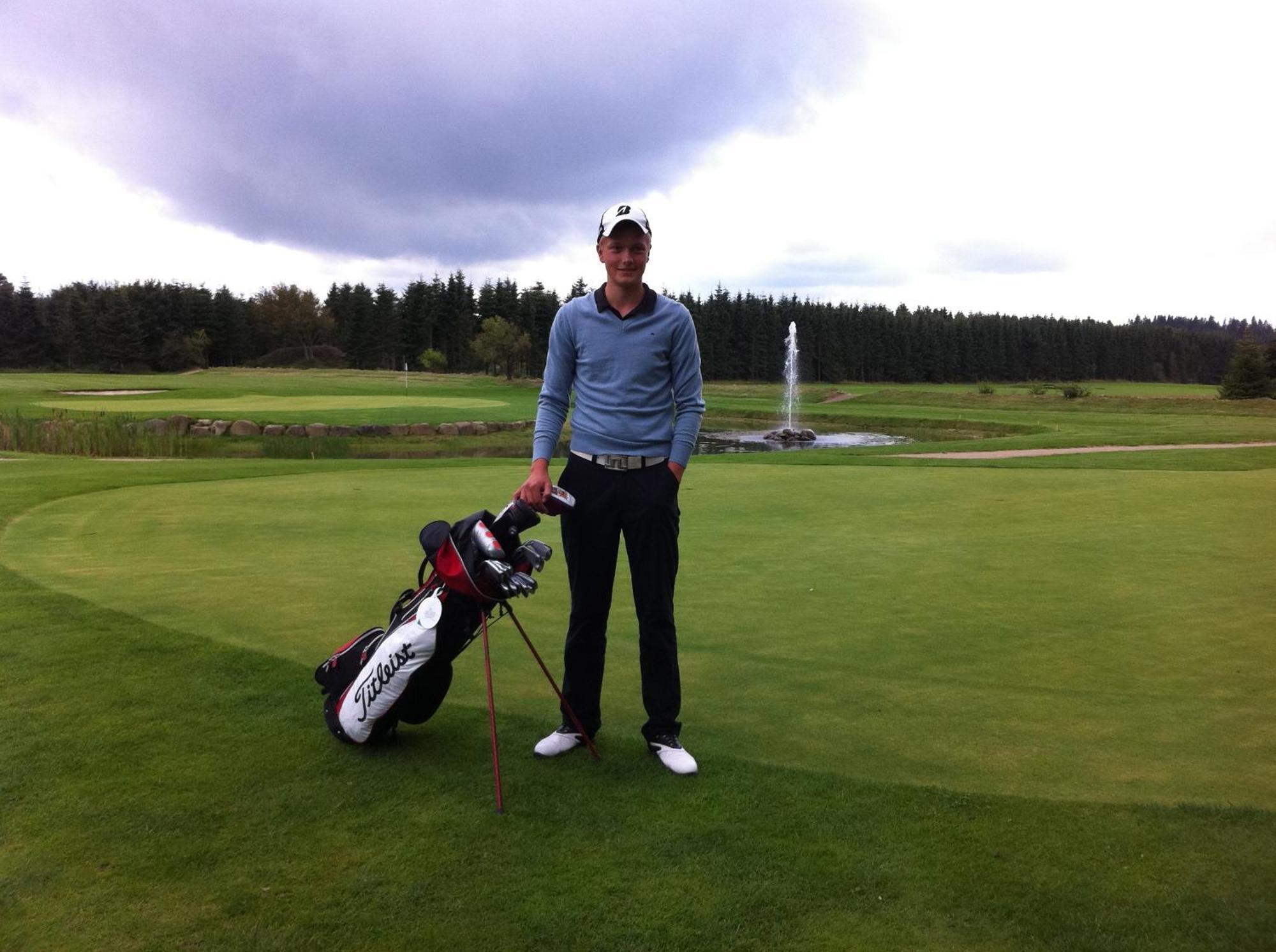 Tollundgaard Golf Park & *